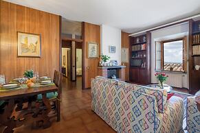 Casa Martina, Piazza Delle Erbe, San Gimignano