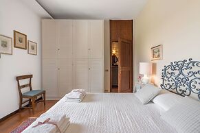 Casa Martina, Piazza Delle Erbe, San Gimignano