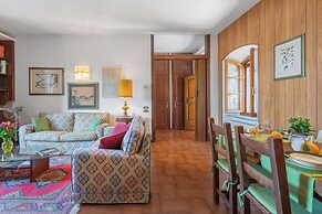 Casa Martina, Piazza Delle Erbe, San Gimignano