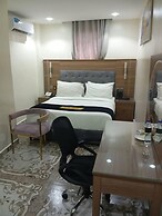 RYAN Hotel and Suites