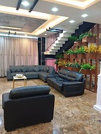 RYAN Hotel and Suites