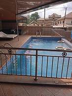 RYAN Hotel and Suites