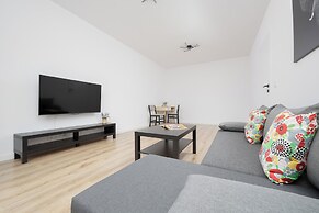 Workspace With Parking by Renters