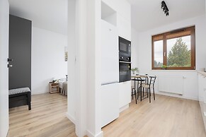 Workspace With Parking by Renters