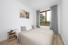 Workspace With Parking by Renters