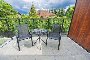 Workspace With Parking by Renters