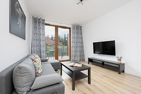 Workspace With Parking by Renters