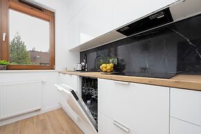 Workspace With Parking by Renters