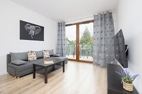 Workspace With Parking by Renters