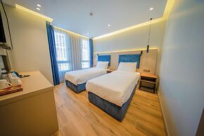 The Palm Bosphorus Hotel