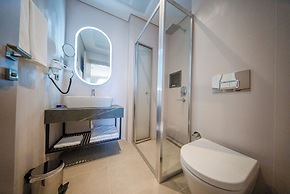 The Palm Bosphorus Hotel