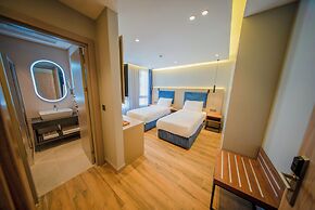 The Palm Bosphorus Hotel