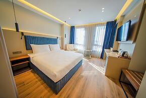 The Palm Bosphorus Hotel