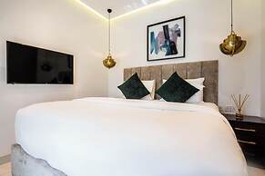 Boardroom Apartments