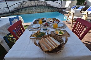 B House Alacati Adult Only