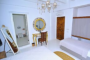 B House Alacati Adult Only