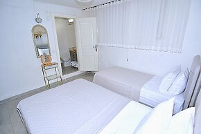 B House Alacati Adult Only