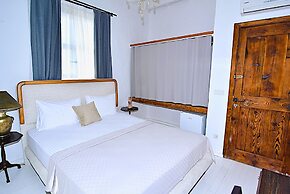 B House Alacati Adult Only