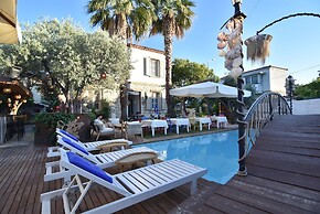 B House Alacati Adult Only