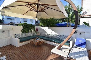 B House Alacati Adult Only