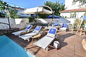 B House Alacati Adult Only