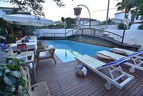 B House Alacati Adult Only