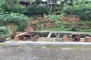 OYO 94008 Homestay Banyumili Samigaluh