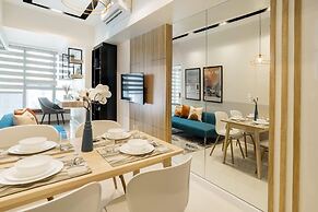 Uptown Parksuites BGC