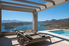 Notiko villas