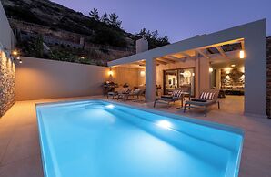 Notiko villas