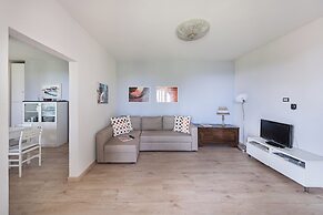 Casa Alba con giardino e patio