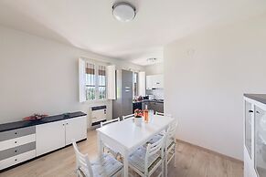 Casa Alba con giardino e patio