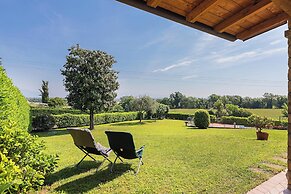 Casa Alba con giardino e patio