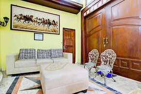 OYO 94009 Homestay Ndalem Kademangan