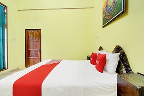 OYO 94009 Homestay Ndalem Kademangan