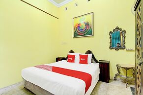 OYO 94009 Homestay Ndalem Kademangan