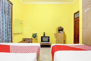 OYO 94009 Homestay Ndalem Kademangan