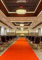 Patel Comforts Inn & Suites