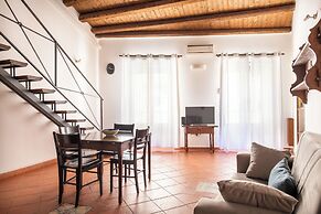 Casa Meli dietro Piazza San Domenico