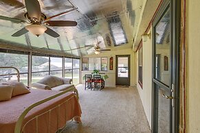 Blackwell Home w/ Enclosed Porch: Steps to Water!