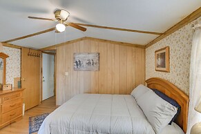 Blackwell Home w/ Enclosed Porch: Steps to Water!