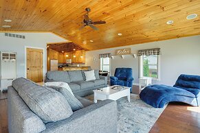 Lakefront Vacation Rental ~ 10 Mi to Shipshewana!