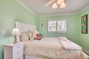 2 Mi to Beach: Canalfront Home in Cape Coral