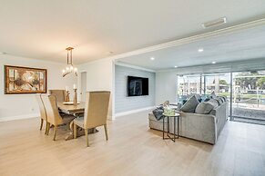 2 Mi to Beach: Canalfront Home in Cape Coral