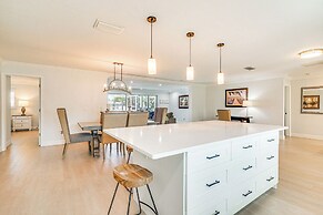 2 Mi to Beach: Canalfront Home in Cape Coral