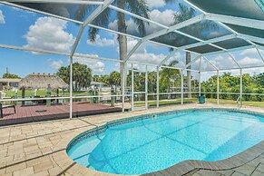 2 Mi to Beach: Canalfront Home in Cape Coral