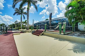 2 Mi to Beach: Canalfront Home in Cape Coral