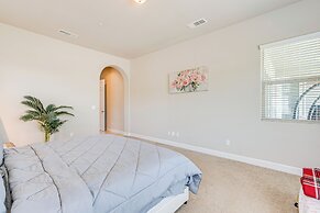 Beautiful Bakersfield Home ~ 8 Mi to Downtown!