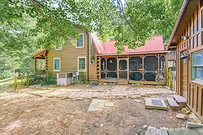 Peaceful Mt Juliet Cabin w/ Hot Tub & Fire Pit
