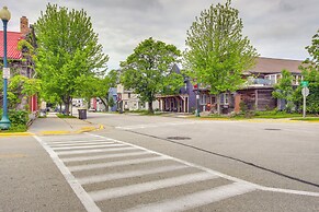 Cozy Elkhart Lake Apartment: Walk to Town & Dining